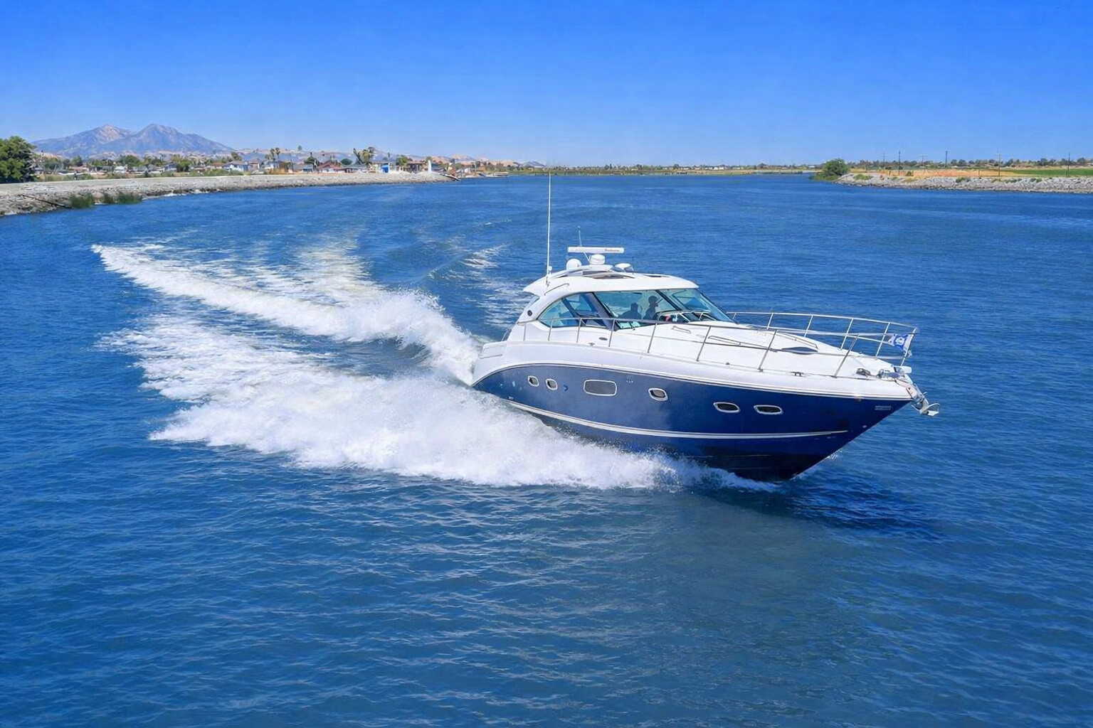 Take it E-Sea - 2009 Sea Ray 470 Sundancer luxury yacht partnership at Private Slip Newport Beach California